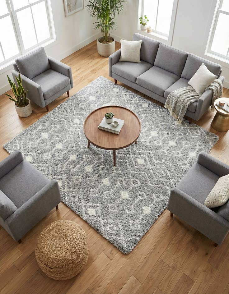 Detail image of 7' 10 x 7' 10 Moroccan Trellis Shag Square Rug