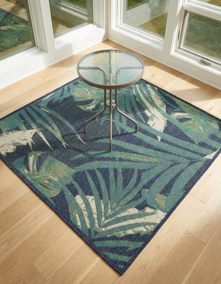 Detail image of 5' 3 x 5' 3 Easy-Clean Baja Indoor / Outdoor Square Rug