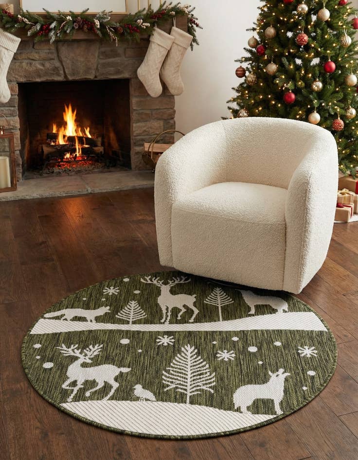 Detail image of 3' x 3'  Washable Holiday Indoor / Outdoor Round Rug