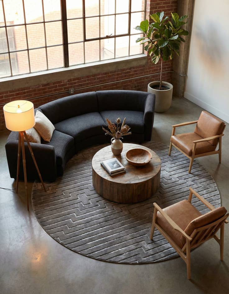 Detail image of 10' x 10' Vogue Geo Round Rug