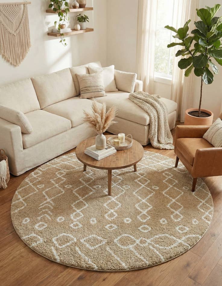 Detail image of  7' 10 x 7' 10 Moroccan Shag Round Rug