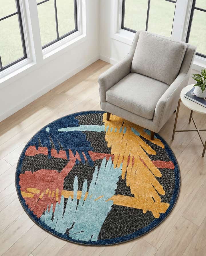 3' 3 x 3' 3 Easy-Clean Belize Indoor / Outdoor Round Rug