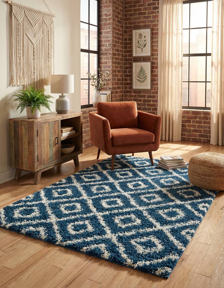 Detail image of 4' x 6' Trellis Shag Rug