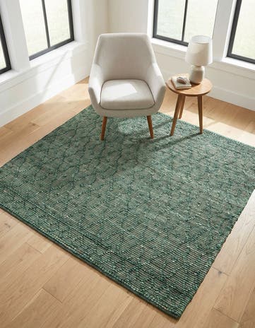 Hunter Green Hand Woven Larsa Jute Square Rug