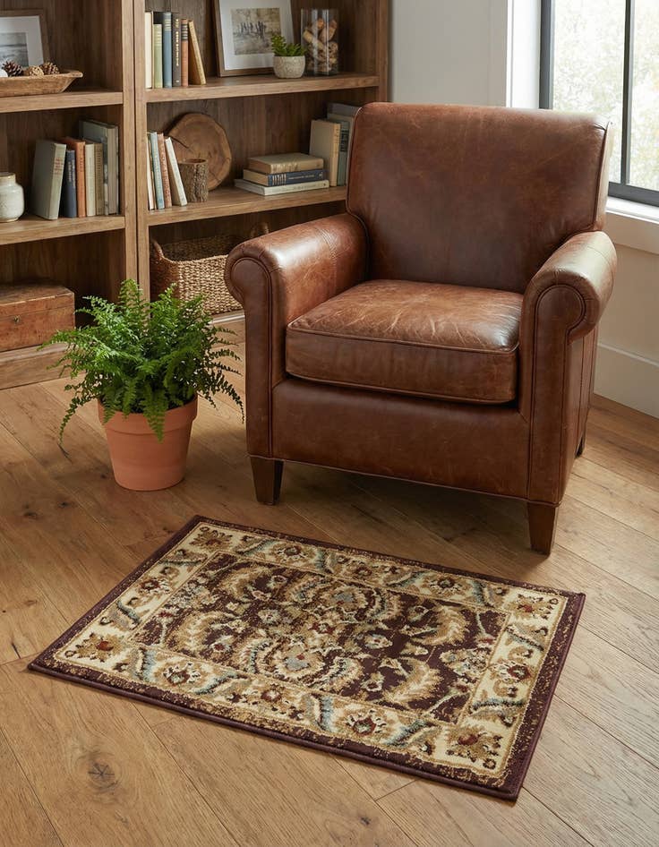 Detail image of 2' 2 x 3' Classic Agra Rug