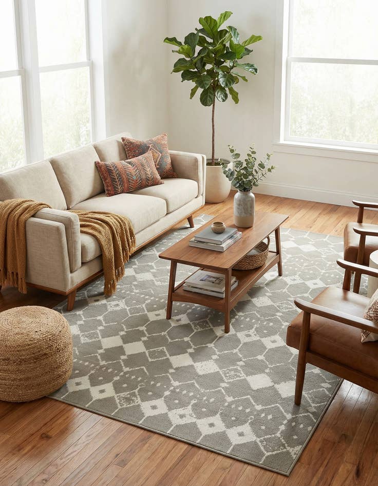 Detail image of 5' 3 x 8' Washable Lattice Indoor / Outdoor Rug