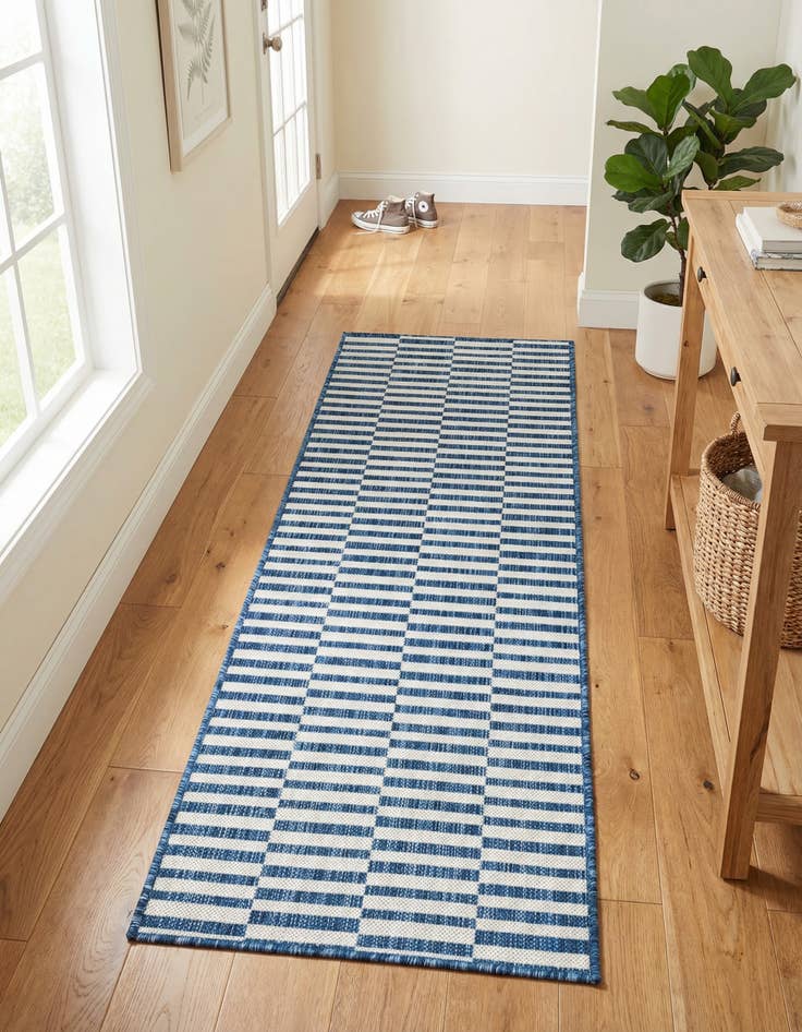 Detail image of 2' x 6' Easy-Clean Striped Indoor / Outdoor Runner Rug