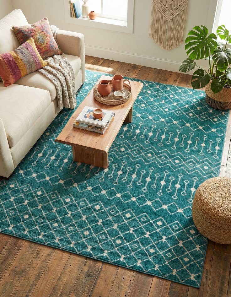 Detail image of 7' 10 x 10' Moroccan Trellis Rug