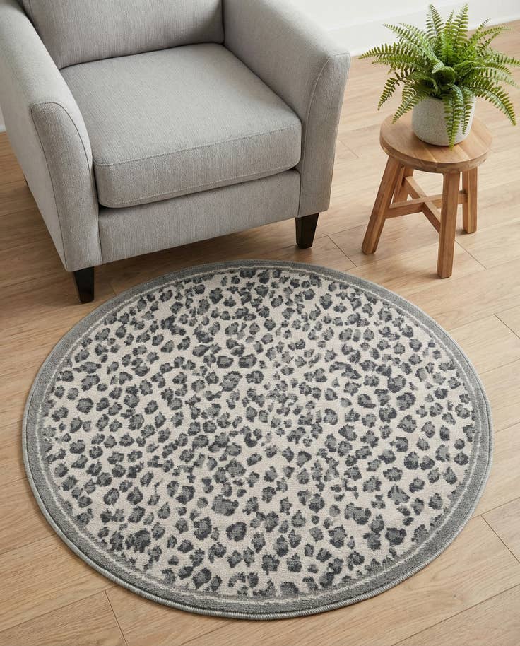 Detail image of 3' x 3' Safari Round Rug