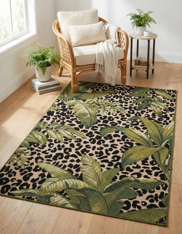 Detail image of 3' 3 x 5' 3 Washable Botanical Indoor / Outdoor Rug