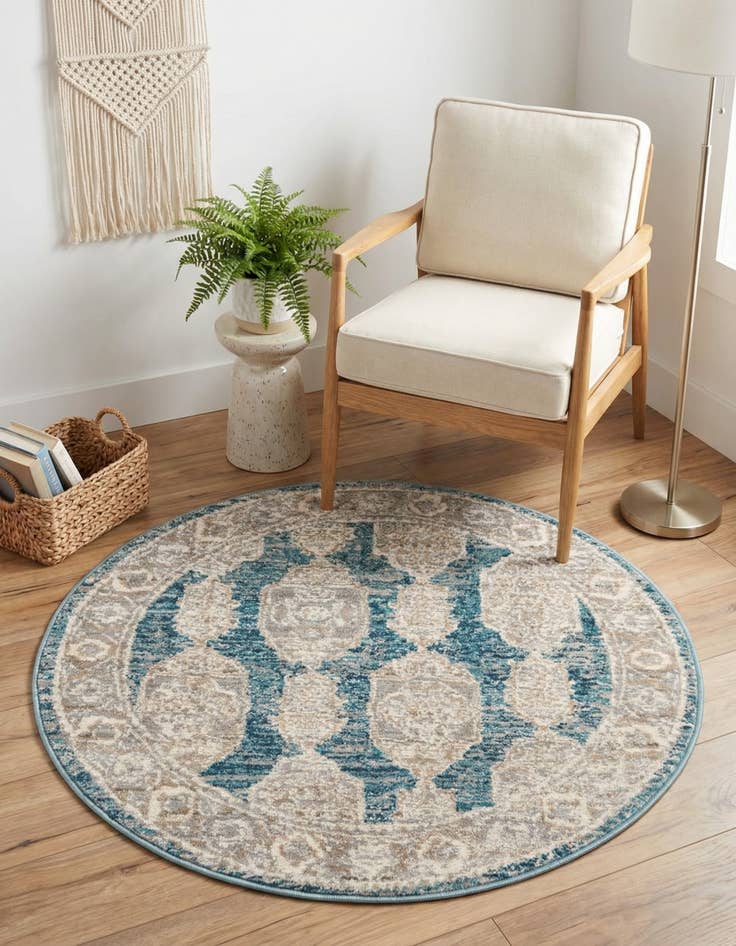Detail image of 3' 3 x 3' 3 Lola Round Rug
