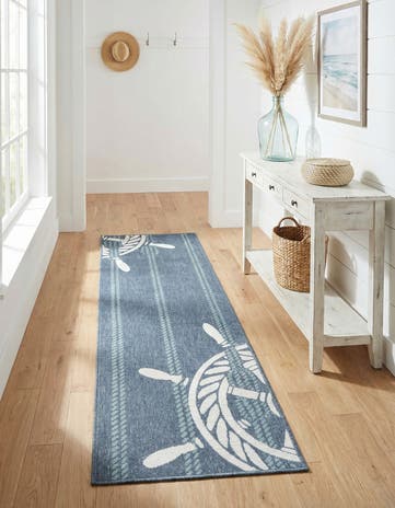 2' x 8' Easy-Clean Coastal Indoor / Outdoor Runner Rug