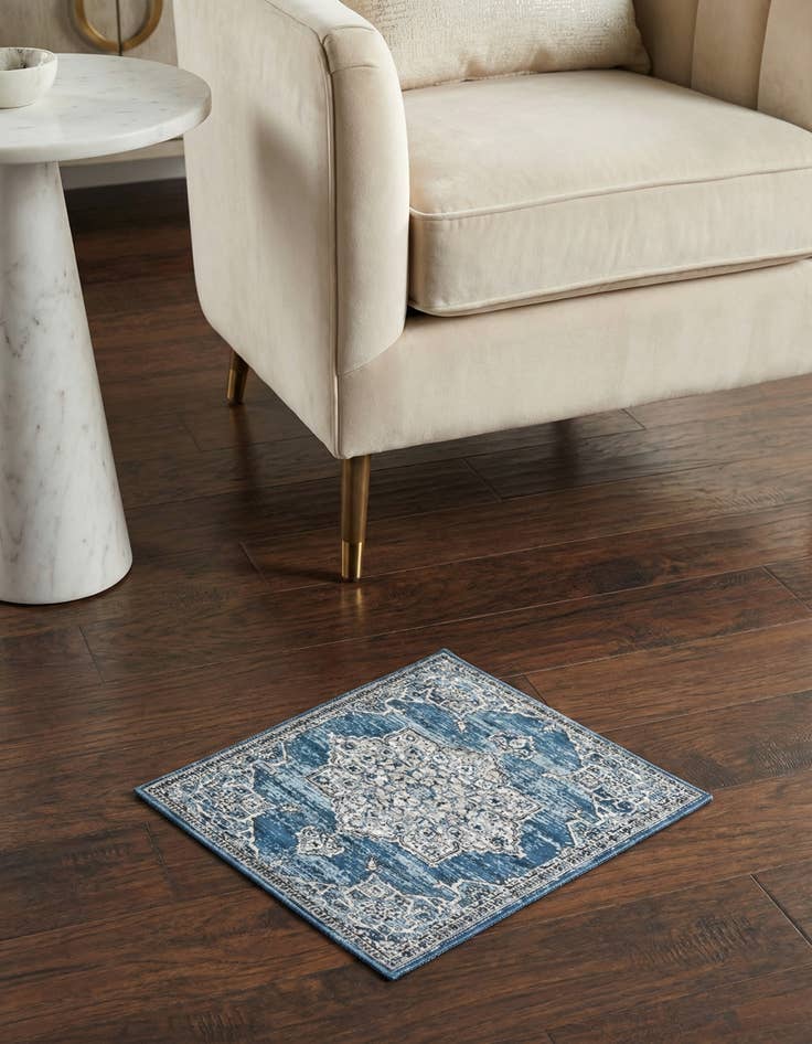 Detail image of 1' 4 x 1' 4 Nyla Sample Rug