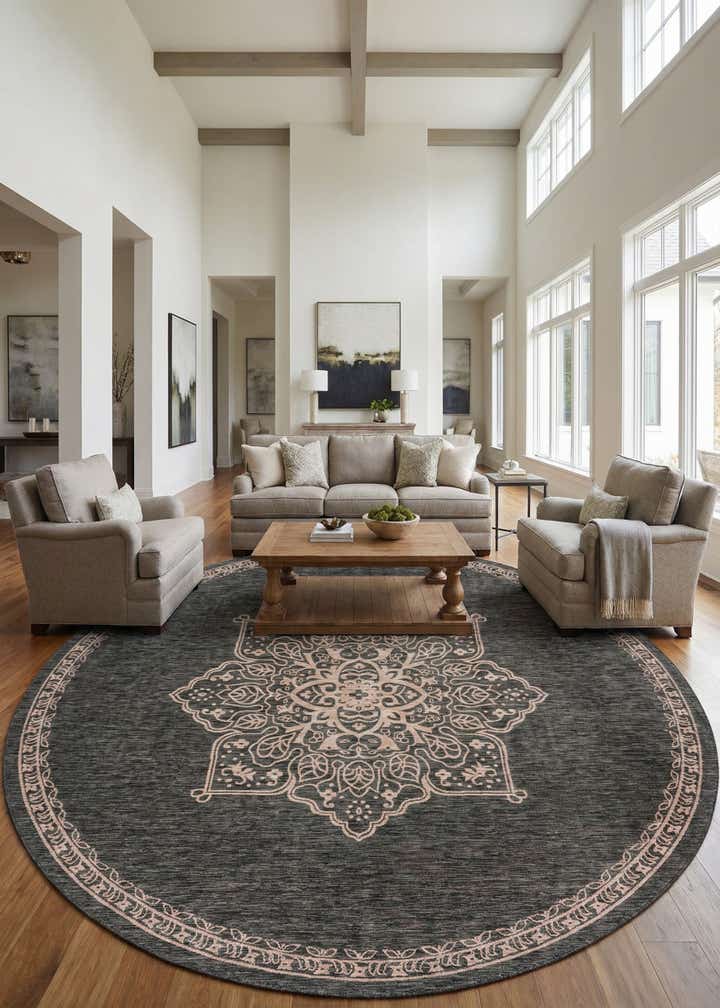13' x 13' Easy-Clean Traditional Indoor / Outdoor Round Rug