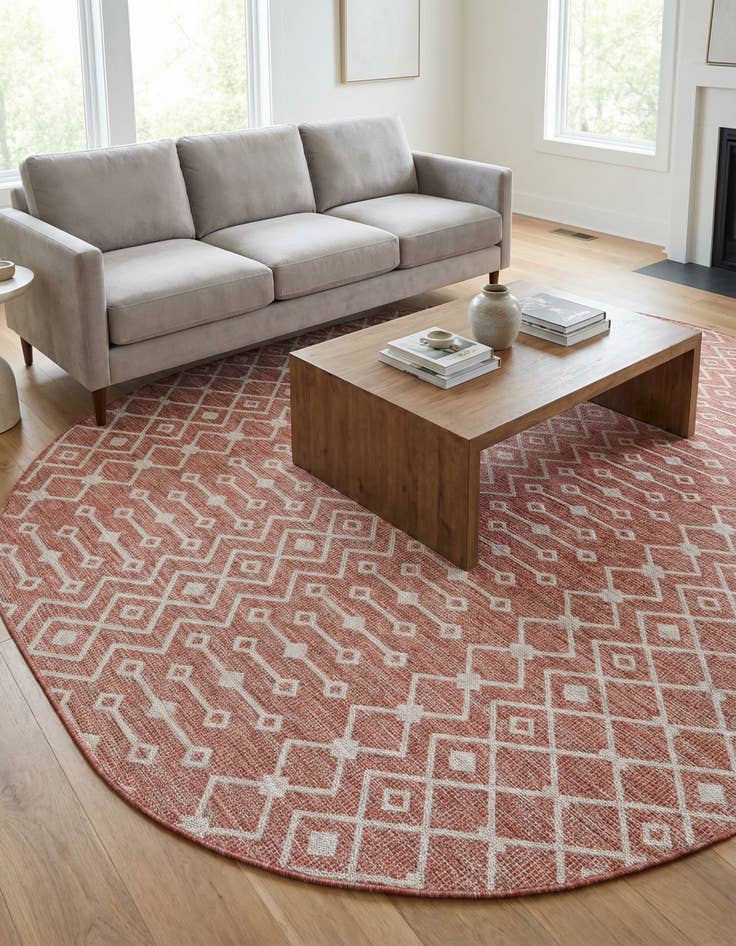 Detail image of  7' 10 x 10'  Washable Lattice Indoor / Outdoor Oval Rug