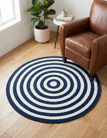Navy Blue and White Easy-Clean Eco Verse Washable Indoor / Outdoor Round Rug