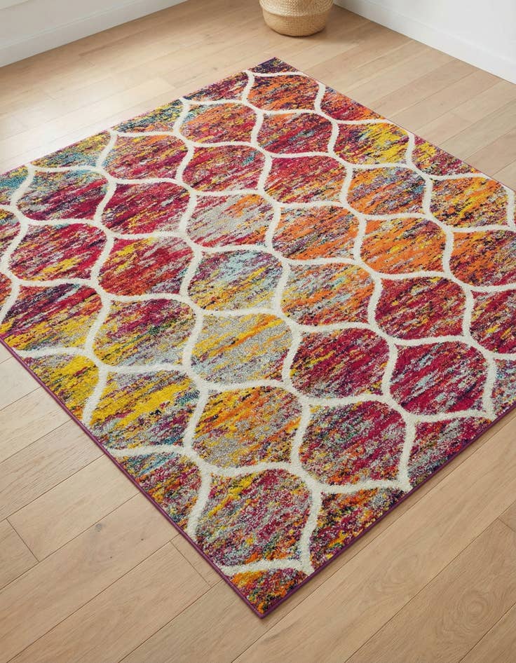 Detail image of 5' 3 x 5' 3 Lattice Frieze Square Rug