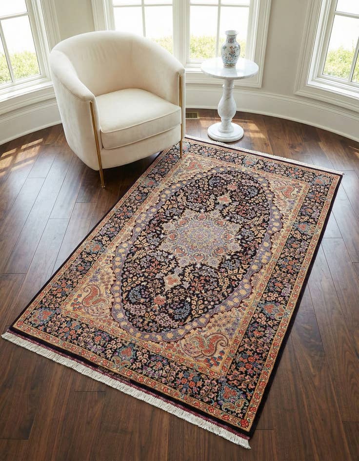 Detail image of 3' 3 x 5' 2 Ghom Silk Rug