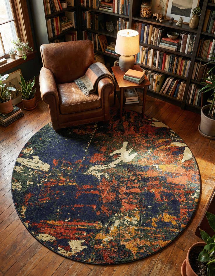 Detail image of 7' 10 x 7' 10  Washable Haerfest Round Rug