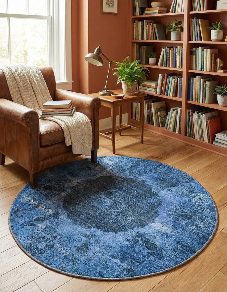 Detail image of 4' x 4'  Washable Yara Round Rug