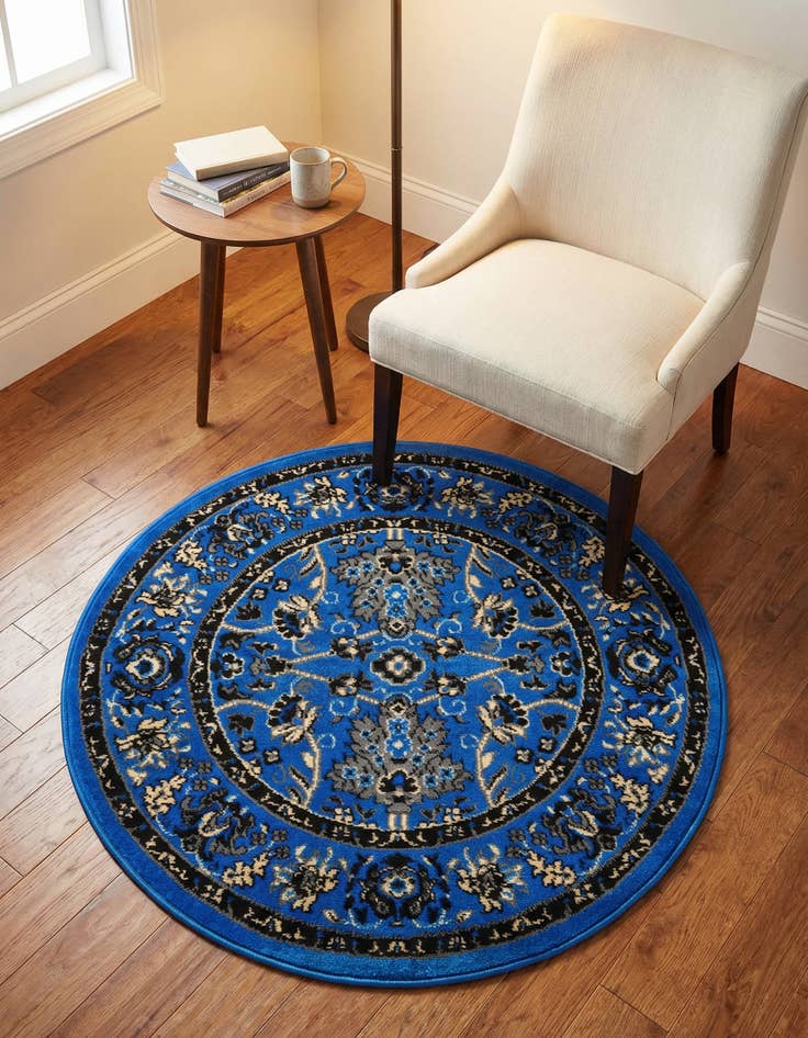 Detail image of 3' 3 x 3' 3 Yasmin Round Rug