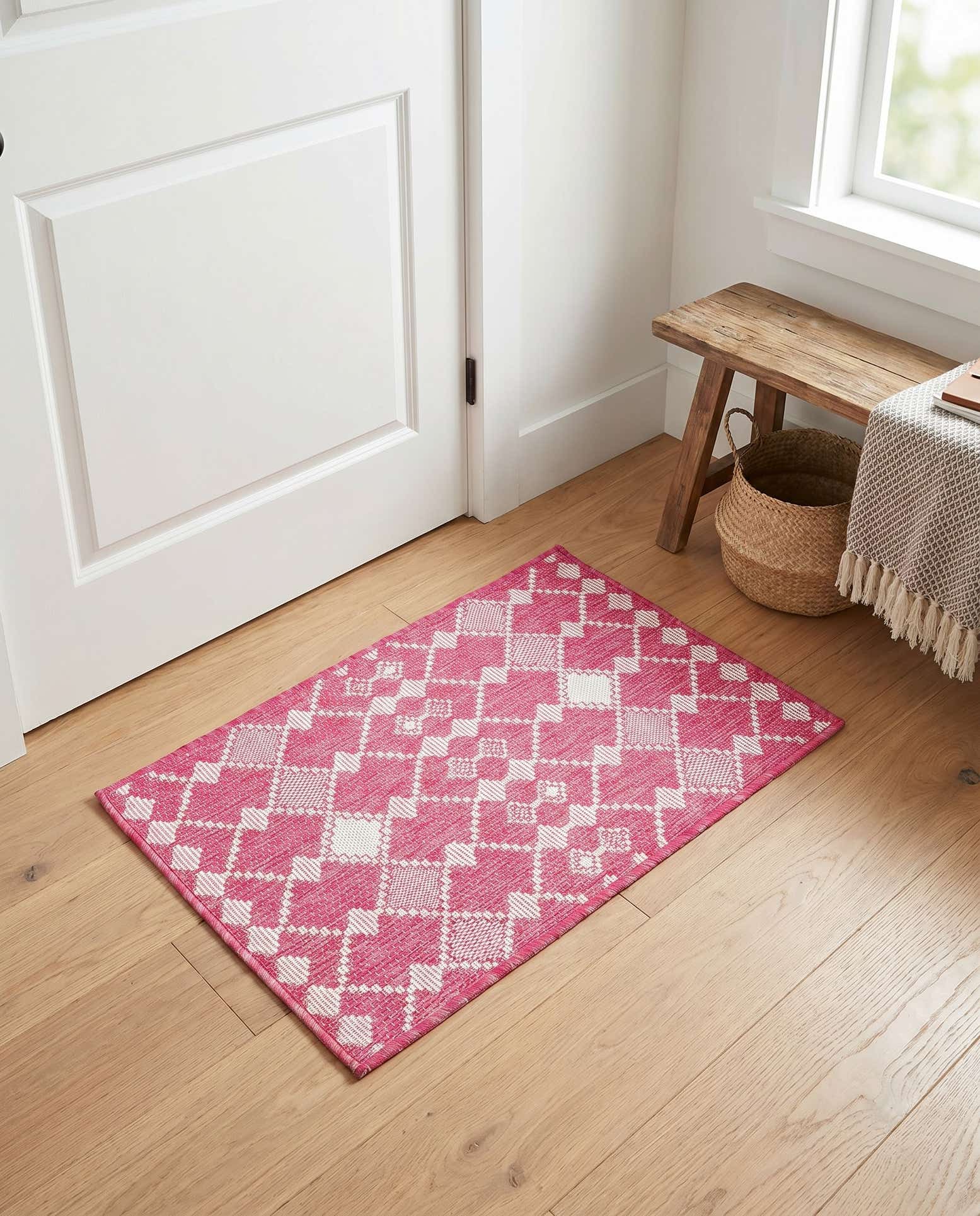 2' x 3' Easy-Clean Trellis Indoor / Outdoor Rug