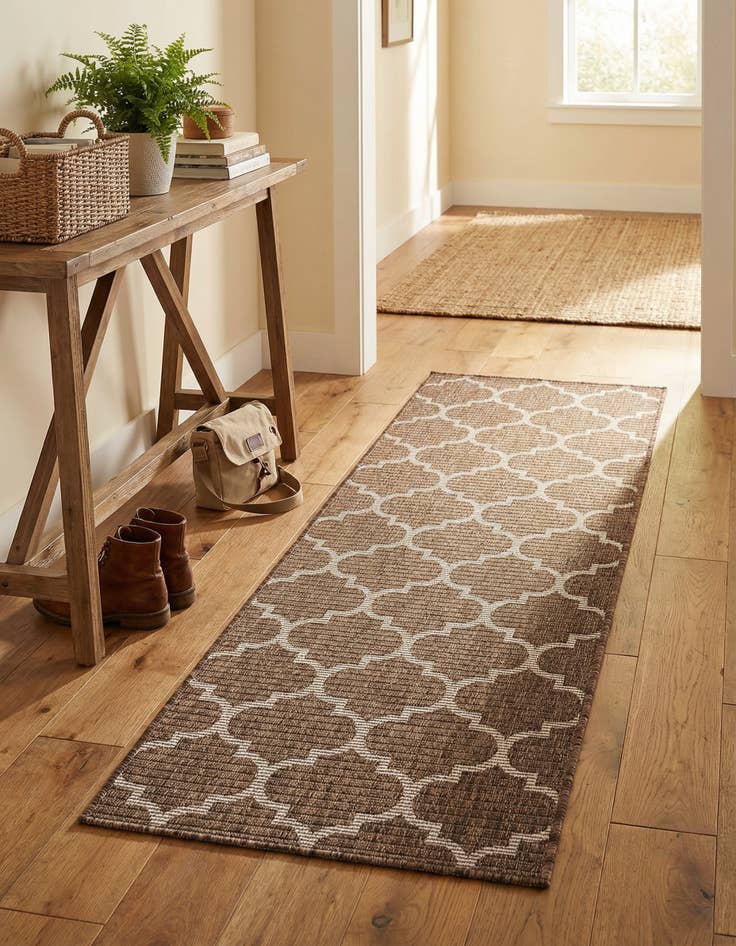 Detail image of 2' x 6' Easy-Clean Trellis Indoor / Outdoor Runner Rug