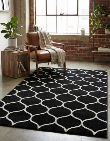 4' x 6' Lattice Frieze Rug
