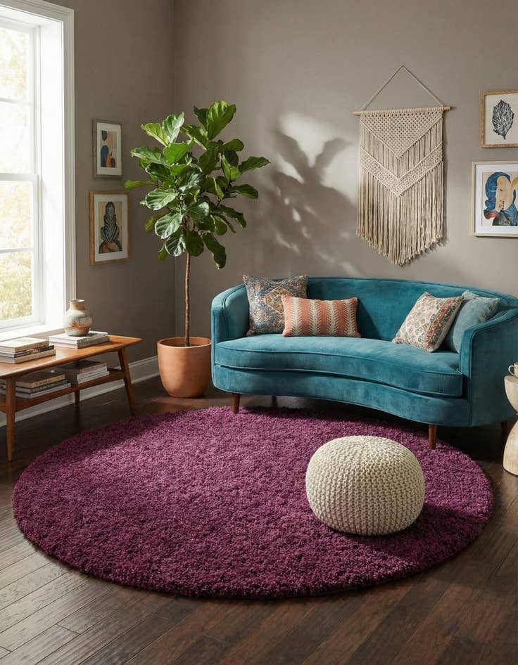 Detail image of 7' x 7' Solid Shag Round Rug