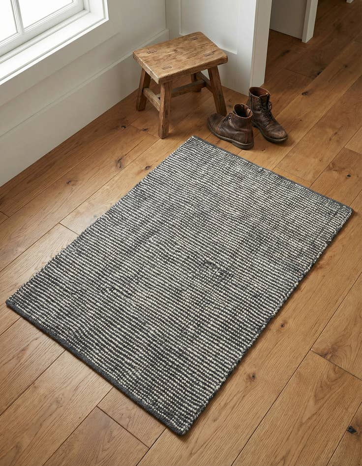 Detail image of 2' 2 x 3' 1  Hand Woven Jill Zarin English Manor Farmhouse Wool Rug