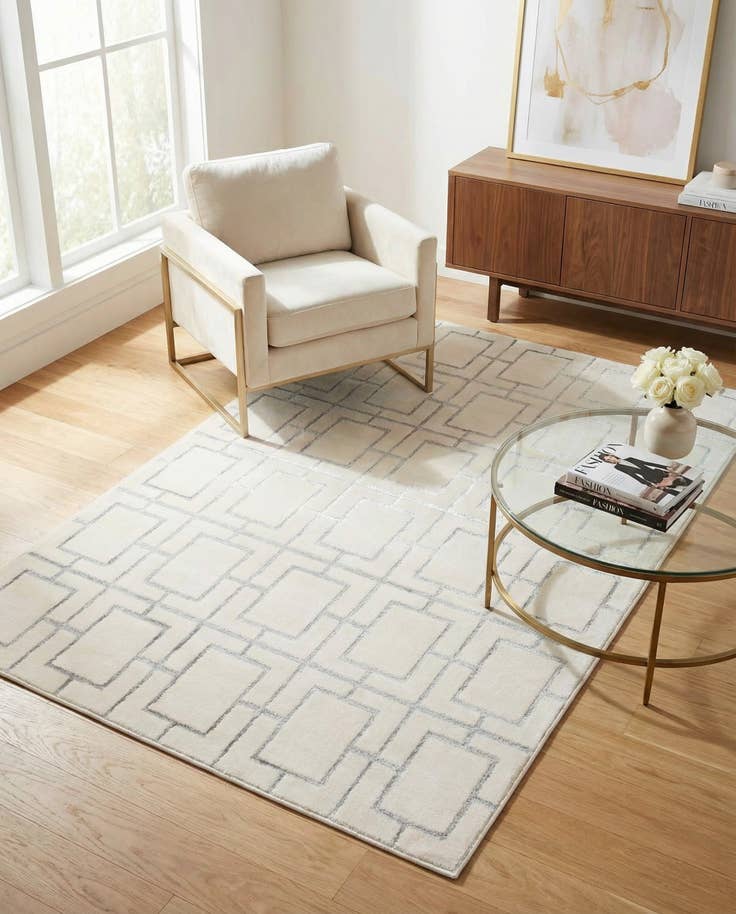 Detail image of 4' x 6' Marilyn Monroe™ Glam Deco Rug