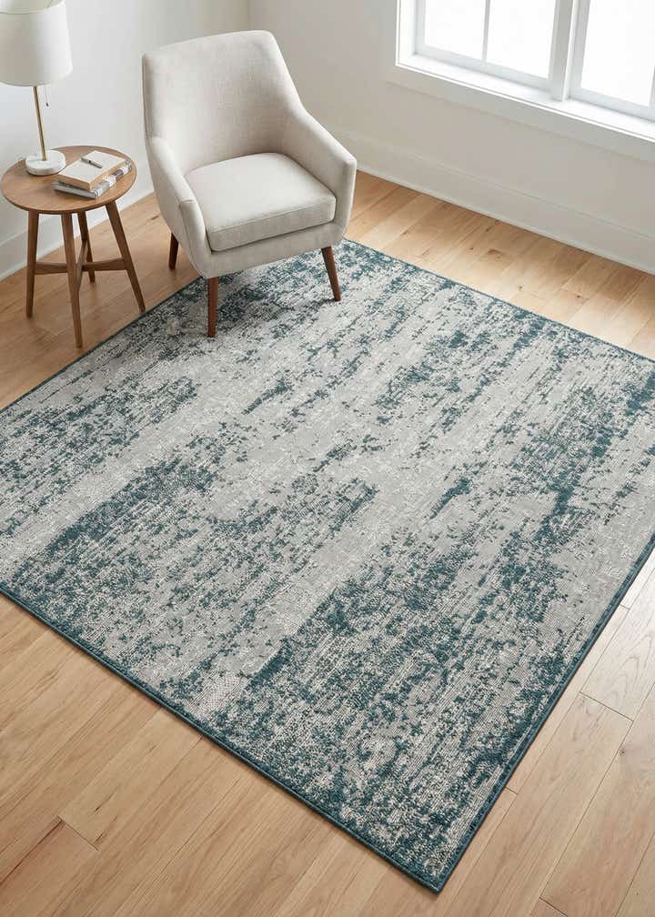 5' 3 x 5' 3 Easy-Clean Modern Indoor / Outdoor Square Rug