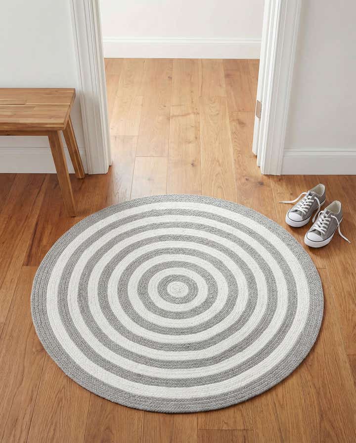3' 3 x 3' 3 Easy-Clean Eco Verse Washable Indoor / Outdoor Round Rug