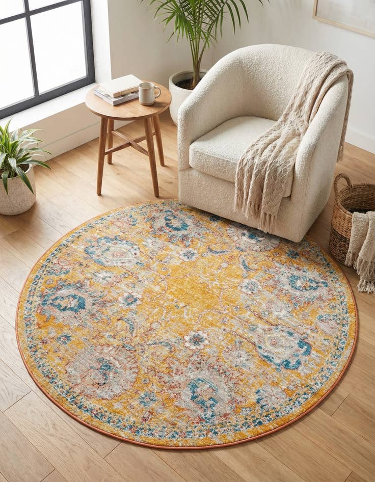 Detail image of 5' 2 x 5' 2 Lola Round Rug