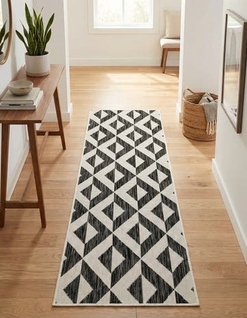 Charcoal Gray Easy-Clean Jill Zarin Napa Indoor / Outdoor Runner Rug