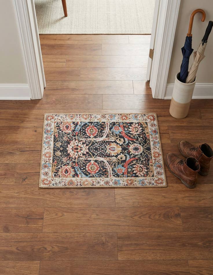 Detail image of 2' x 3' 1 Timeless Rug