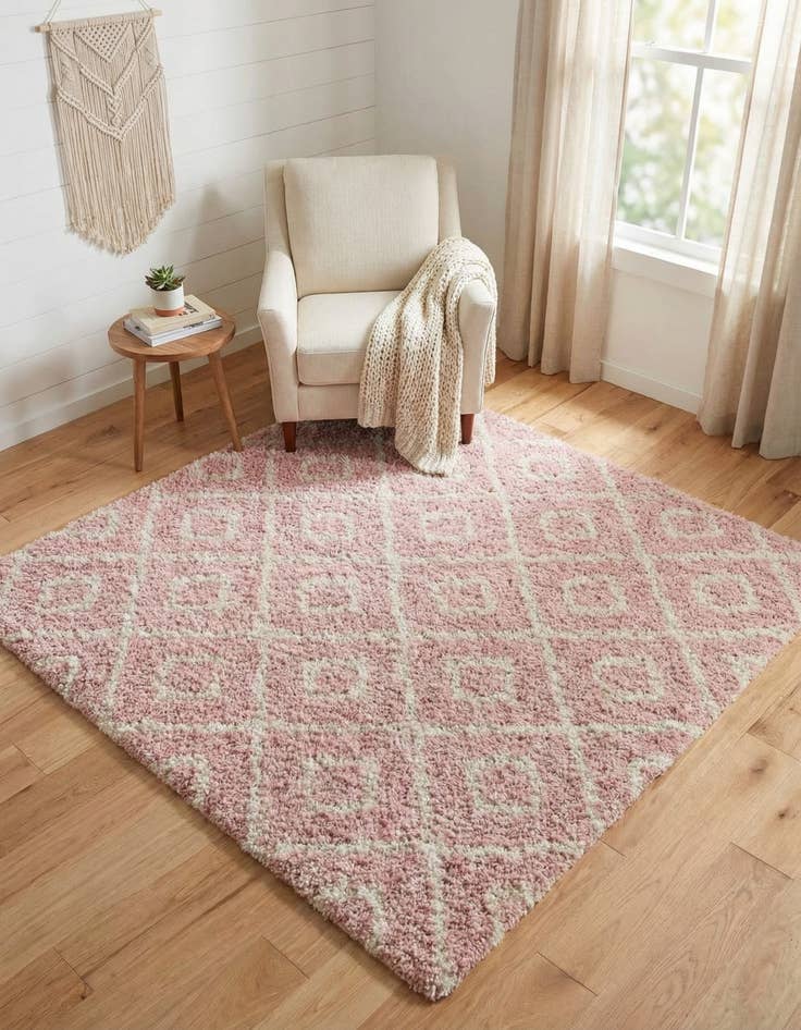 Detail image of 5' 3 x 5' 3 Trellis Shag Square Rug