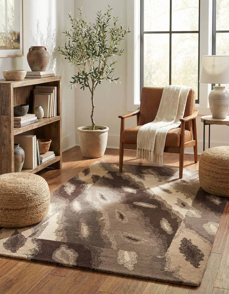 Detail image of 4' x 5' 11 Hand Knotted Nepal Wool Rug