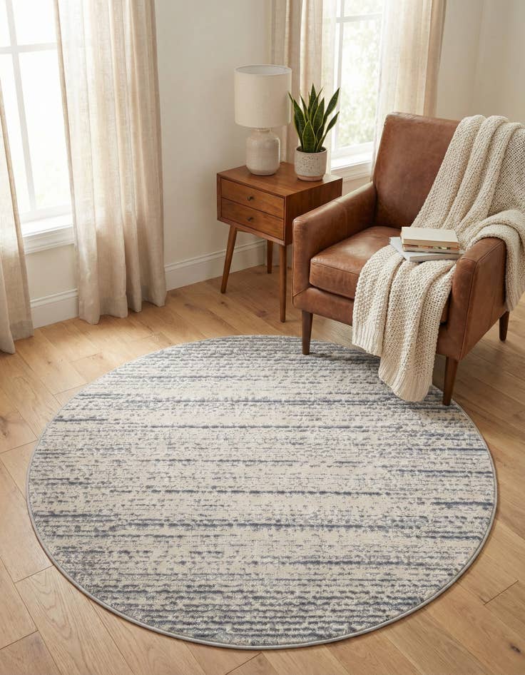 Detail image of 4' x 4' Oasis Round Rug