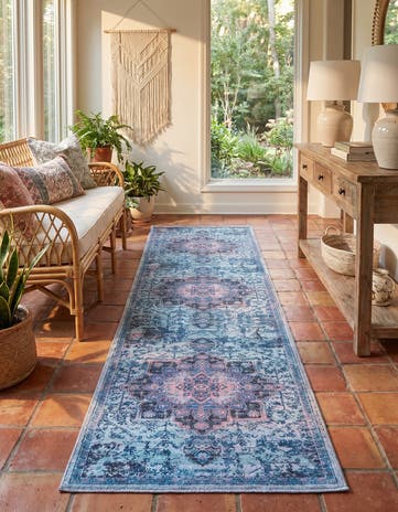 2' x 9' 10 Washable Francesca Runner Rug