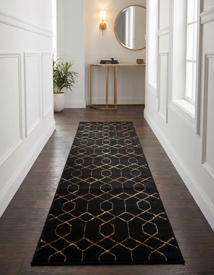 Detail image of 2' x 8' Marilyn Monroe™ Glam Trellis Runner Rug
