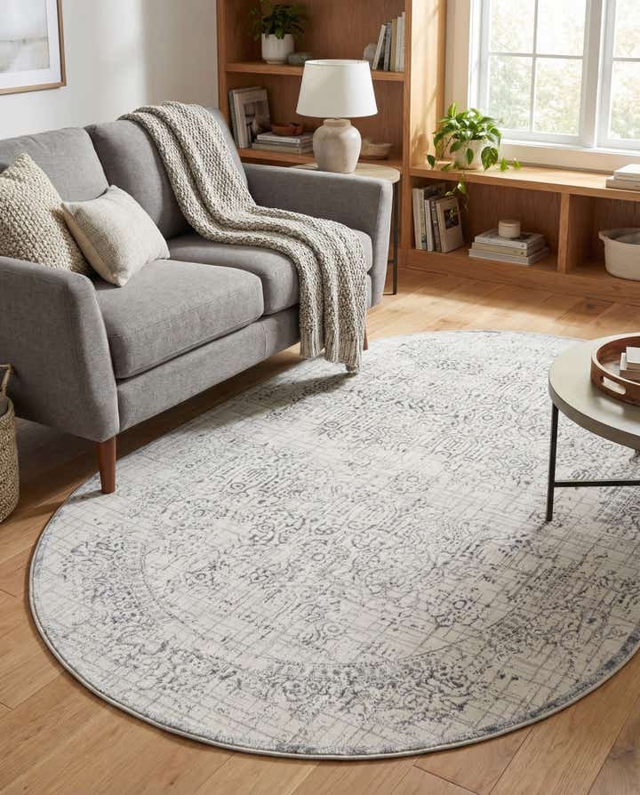 5' 3 x 8' Chesterfield Oval Rug