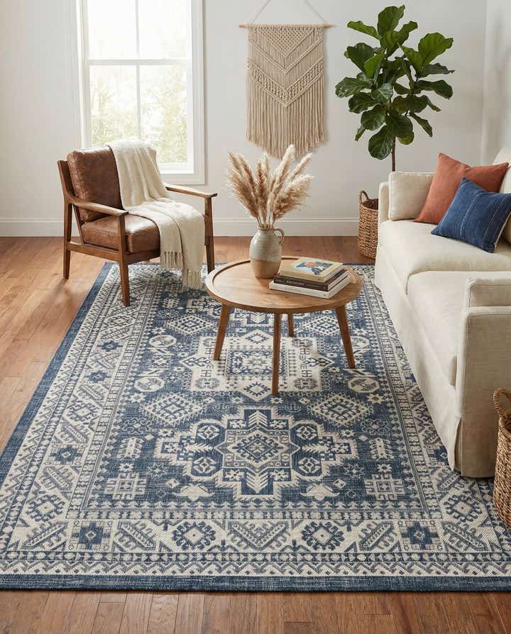 6' x 9' Easy-Clean Aztec Indoor / Outdoor Rug