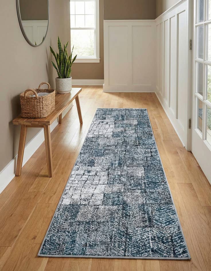 Detail image of 2' x 6' Valencia Runner Rug