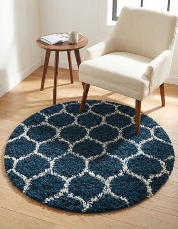 3' 3 x 3' 3 Trellis Shag Round Rug