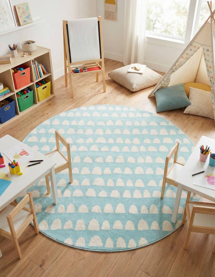 Detail image of 7' 10 x 7' 10 Whimsy Kids Round Rug