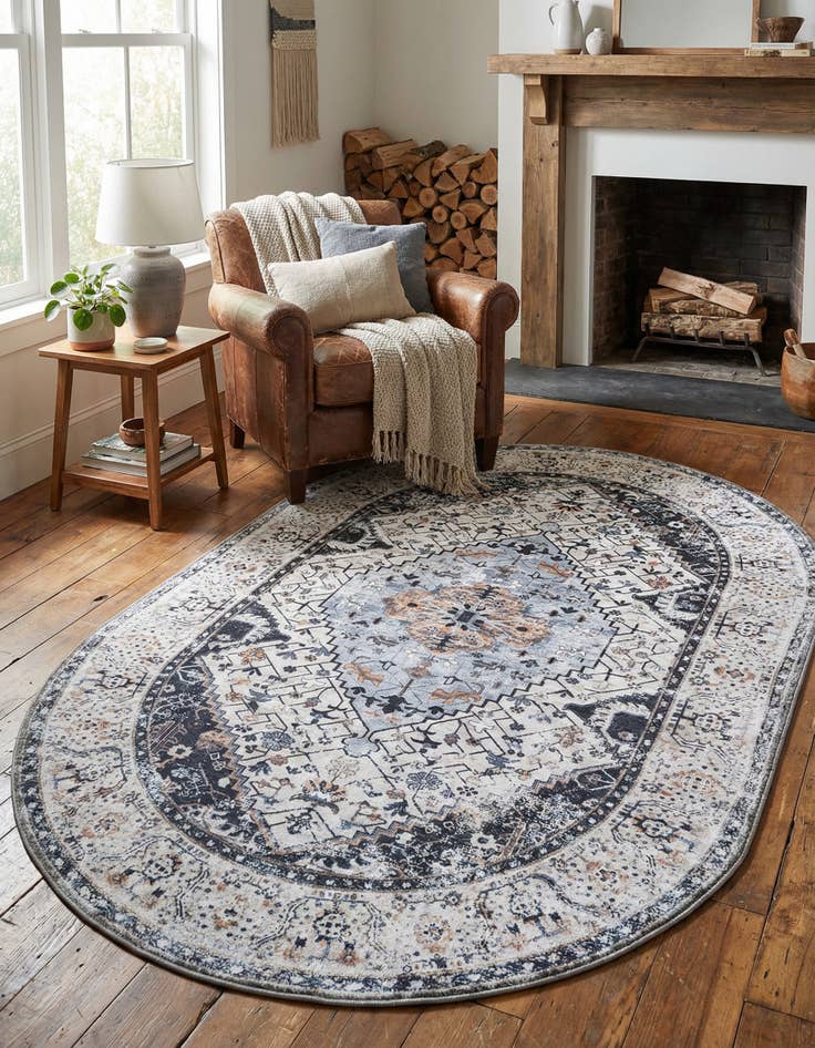 Detail image of 4' 1 x 6' 1 Yara Oval Rug