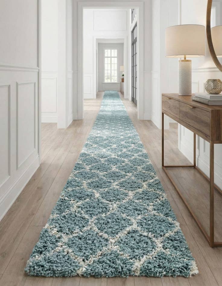 Detail image of 3' 3 x 16' 5 Lattice Shag Runner Rug