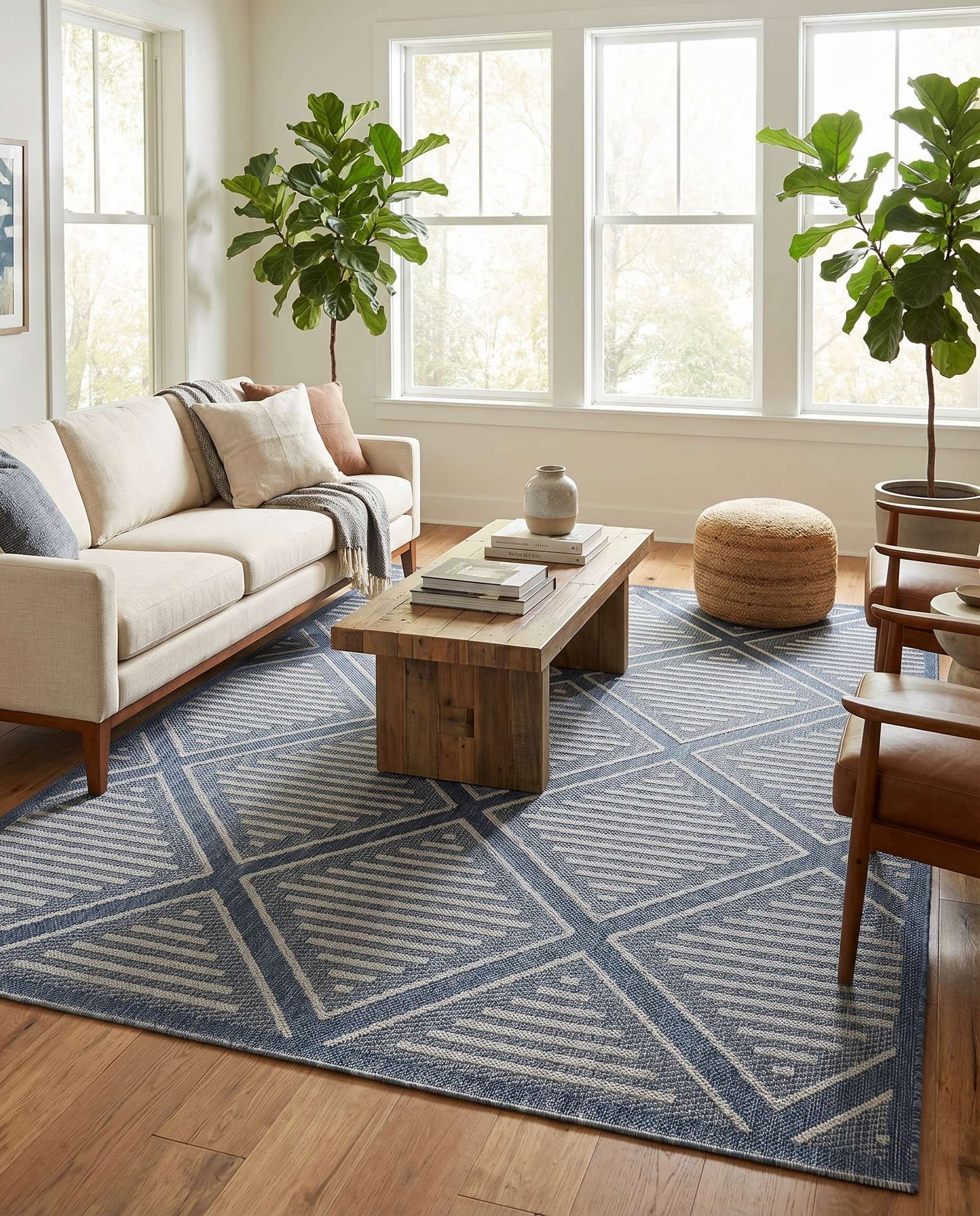 7' 10 x 10' Easy-Clean Trellis Indoor / Outdoor Rug
