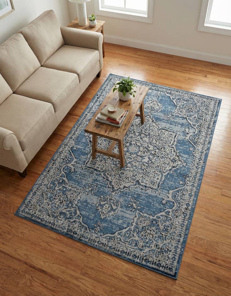 Detail image of 4' x 6' Nyla Rug